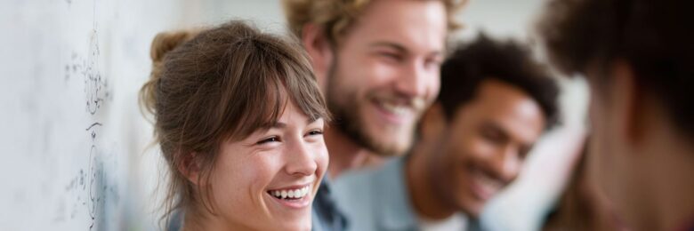 Führungskräftetrainings mit Wirkung und Nutzen für die Praxis – aktuelle Präsenz- und Online-Kurse