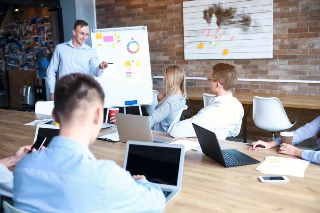 Neue Führungskräfte-Schulungen mit sicheren Terminen – Neue Online Seminare für Führungskräfte von der Einarbeitung bis zum Kündigungsgespräch